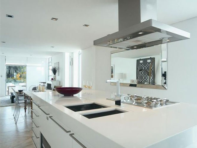 PURE WHITE QUARTZ COUNTERTOP